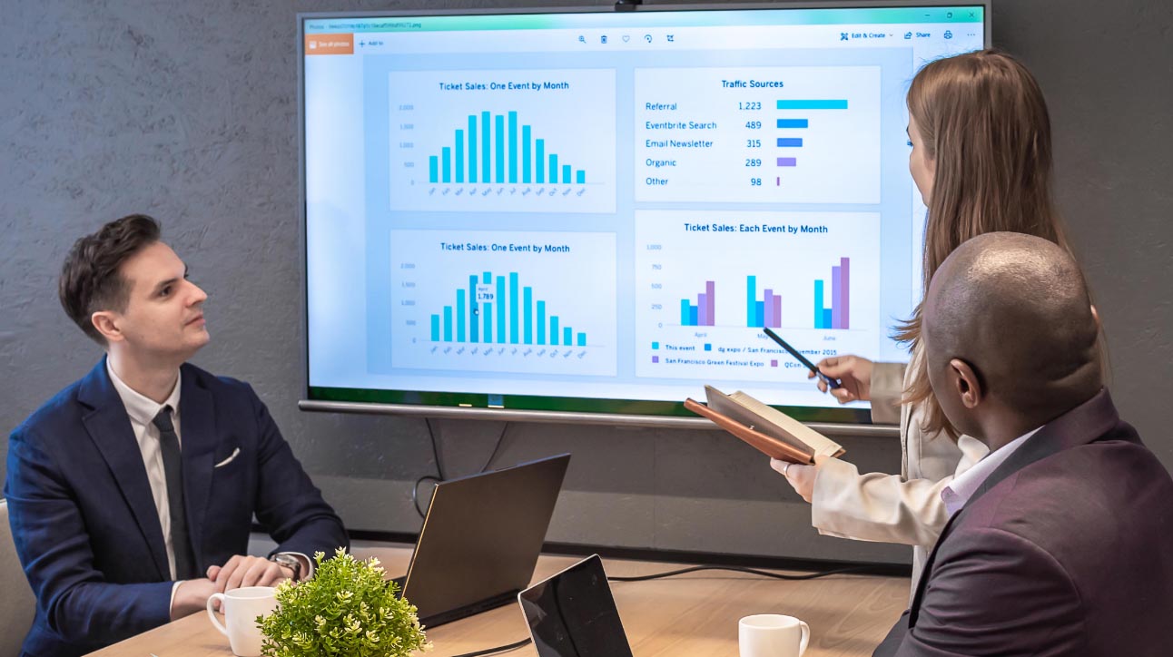 The Roles and Responsibilities of a Board Administrator The Roles and Responsibilities of a Board Administrator