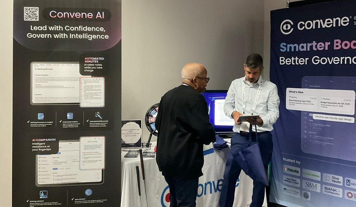 Rene Lagemann (Account Executive) explaining Convene